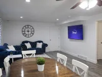 Modern 3-bedroom Guest Suite by Silicon Slopes Hotels in Eagle Mountain