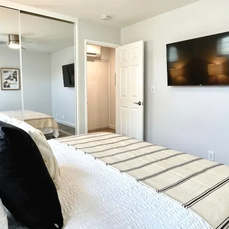 Pet-Friendly, Walk to Downtown Walnut Creek