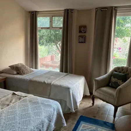 Mexican/mediterranean Villa At 10 Minutes Walk to Beach with private pool