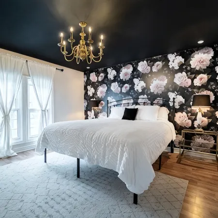Boutique Home By The Falls