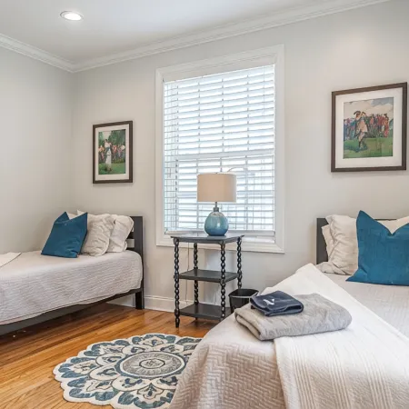The McCaskill Cottage in the Village of Pinehurst! Hotels in Pinehurst