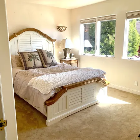 Take in the San Francisco views at this quiet oasis!