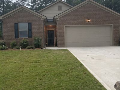 Cozy house in Covington with 3-Bdr. 2bth. AC and WiFi.