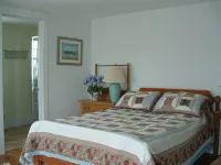 Great Location /3 Bedroom/Bay View /Pond Village Area - WiFi
