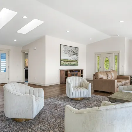 Willow - 5 Bedroom 5 Bathroom-Private Hilltop Home