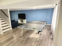 Modern Home, Sleeps 10, Near Downtown and VU, over 2000 Sqft - 4-stjärniga