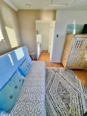 Waterfront Beach Cottage Studio Sunsets Private 90 Mins MetLife - Country Houses