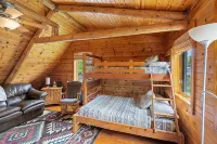 Beautiful Sacandaga Lake Cabin in Adirondacks w/ private lake access - Chalets