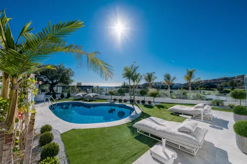 All About Villa Estrella de Oro - Pools
