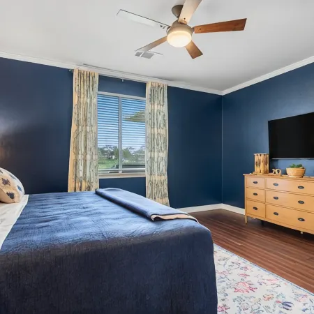 2 King Beds in This Relaxing Home on the Greenbelt. Hotels in Buda