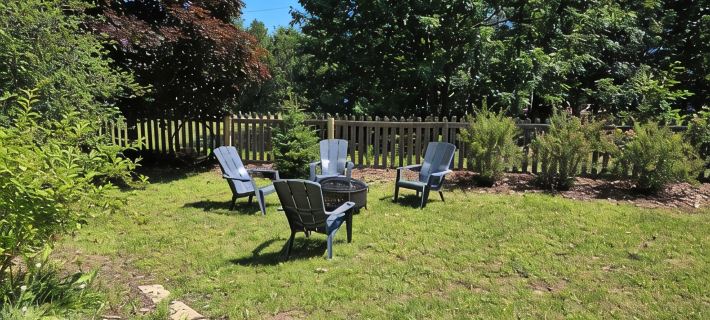 Amazing location across the street from the beach & bike path Hotels in Marquette