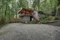 The Honey Pot- peaceful cabin -fireplace and deck - Chalets