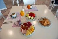Hotel Faro de San Vicente - Завтрак