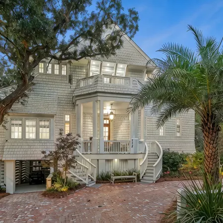 5⭐️ home w/CARR HOUSE!PVT POOL!DUNE BUGGY!6 Seater GOLF CART!5 min walk 2 beach!