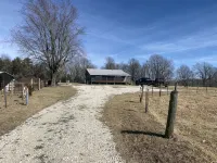 3/4 Mile from Wilderness Rider Buffalo Ranch,near Buffalo River w/RV Elec Hookup - Chalets