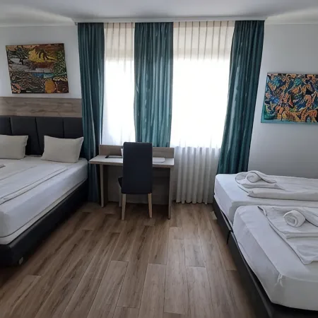 Hotel Central Hauptbahnhof