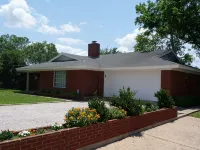 Great Lake House with Best Private Beach. Kayaks and Games! Kids Friendly! - Boutique