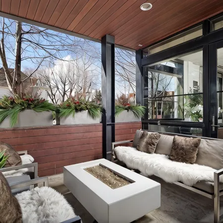 9 Million Luxury Residence at “Monarch on the Park”Downtown Aspen with Parking