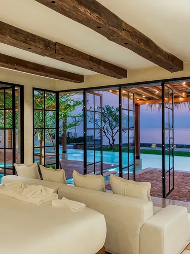 รูปภาพของSunkissed Retreat – พูลวิลล่าริมทะเล เจ้าของรางวัลดีไซน์ระดับโลก ณ หัวหิน