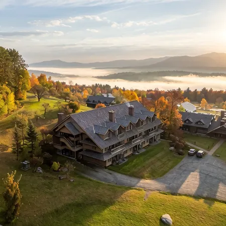 Year-Round Luxury Mountain Villa @ Trapp & Stowe with Resort Amenities Included!