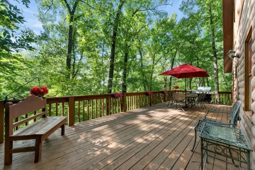 Table Rock Lake View, Huge Deck, Trees, Quiet, Updated, Decorated for Holidays! - 4-stjärniga