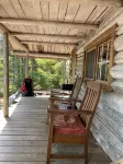 Walk to this secluded lakeside cabin in downeast Maine - Alphydda