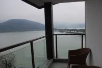 Nanbei Lake Huguang Shanju Holiday Hotel - Bjergudsigt