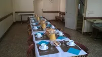 Hotel le Colbert Epernay - breakfast
