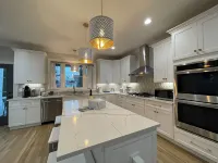 Brand new house with water views just steps from beach! - บูติค