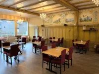 Alpenrose Hotel and Gardens - breakfast