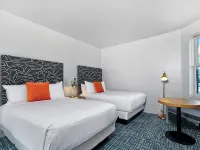 Hotel Garrett – No Resort Fee Hotels near Speakeasy Brewery