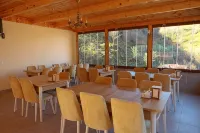 Pugari Hotel - servizio colazione