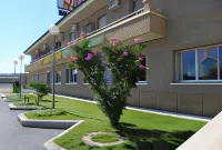 Hotel Vista Nevada - Parkplatz