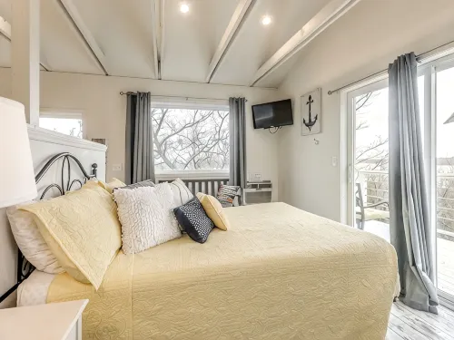 Magical Moments Await! Fabulous Lake View & Star Gazing from Upper Balcony. - Feriehus