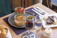 Hotel le Dauphin - breakfast