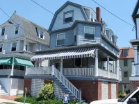 Lovely & Steps to Finest Beach. Center of Cape May.  Multi-Car Private Driveway! - 4-Star