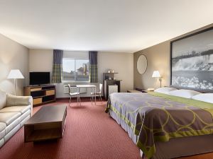 Super 8 by Wyndham Niagara Falls NY