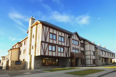 Almasur Punta Arenas Hotels near Parque Maria Behety