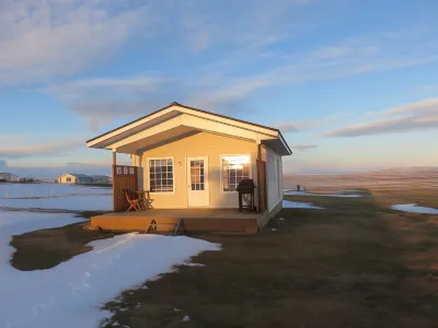 Guesthouse Stöng and Cottages Hotels in Thingeyjarsveit