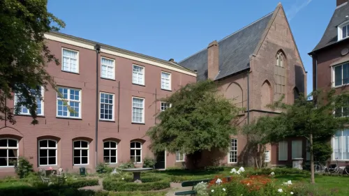 Broederenklooster Hotels in Olburgen
