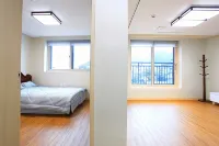 주목나무펜션 제4땅굴 주변 호텔
