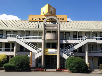 Premiere Classe Rodez Отели рядом с достопримечательностью «Родезский собор»