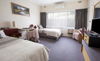 Redhill Cooma Motor Inn