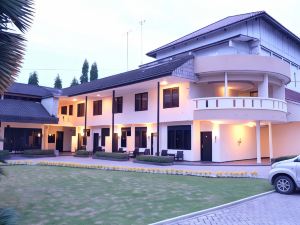 Insumo Palace Hotel & Resort Kediri