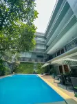 88 Courtyard Hotel