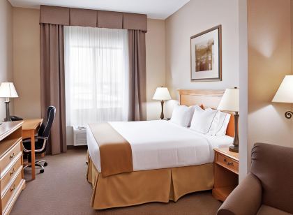 Holiday Inn Express & Suites Chesterfield - Selfridge Area