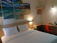Cordela Hotel Pangkal Pinang Hôtels à : Taman Sari