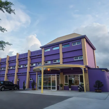Country Lane Hostel Отели рядом с достопримечательностью «Термальный парк Сыхуньси»