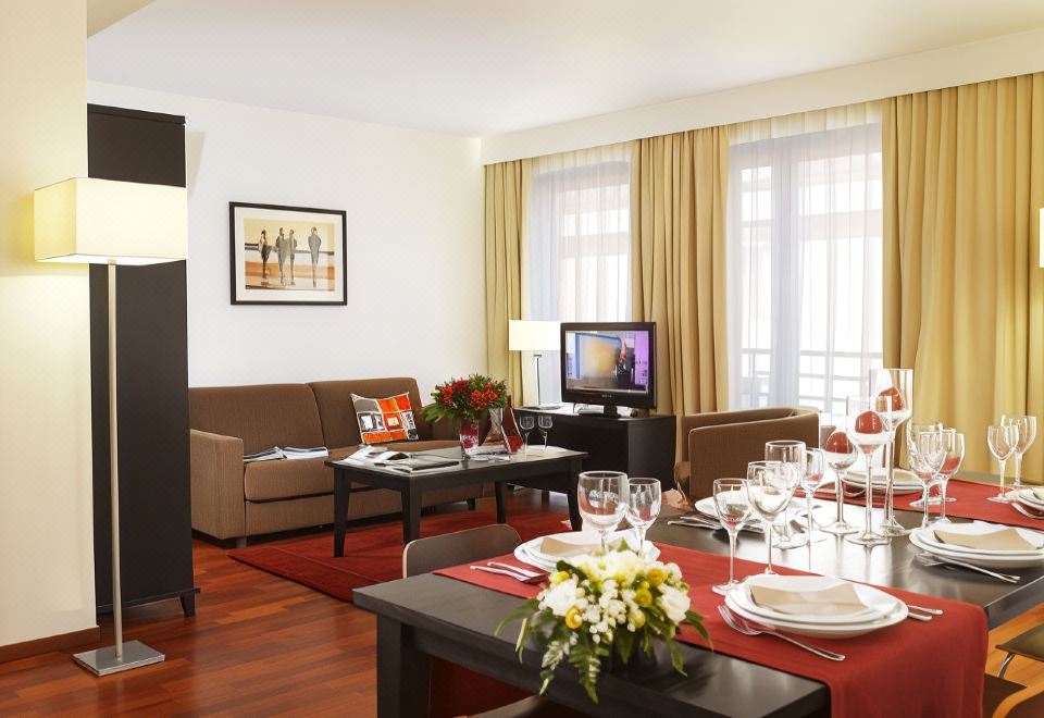 5. 톤 레지던스 파..