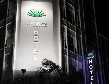 스프링 호텔-부킷 잘릴